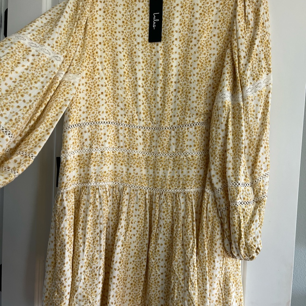 Cute casual dress that I bought for a wedding shower - Picture 4 of 5
